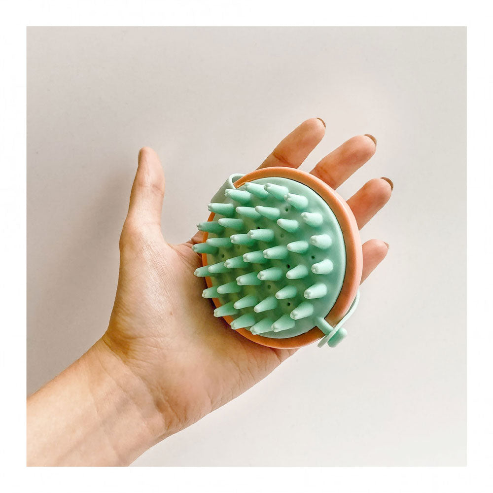 MASIL Head Cleaning Massage Brush - Peaches&Creme Shop Korean Skincare Malta