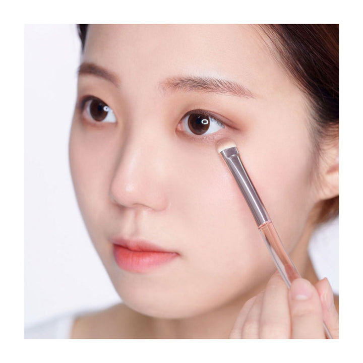 B. by BANILA Smudge Brush -Peaches&Creme Shop Korean Skincare Malta