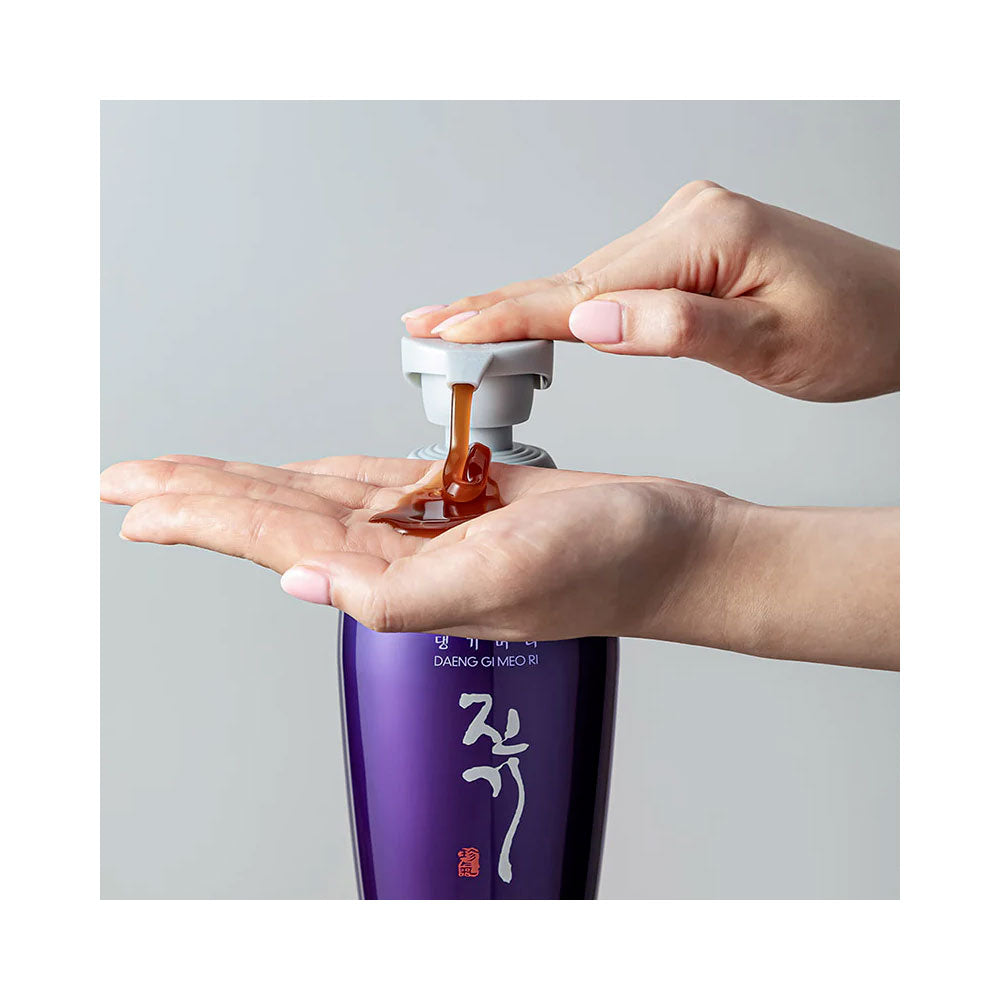 Daeng Gi Meo Ri Vitalizing Shampoo - Peaches&Creme Shop Korean Skincare Malta