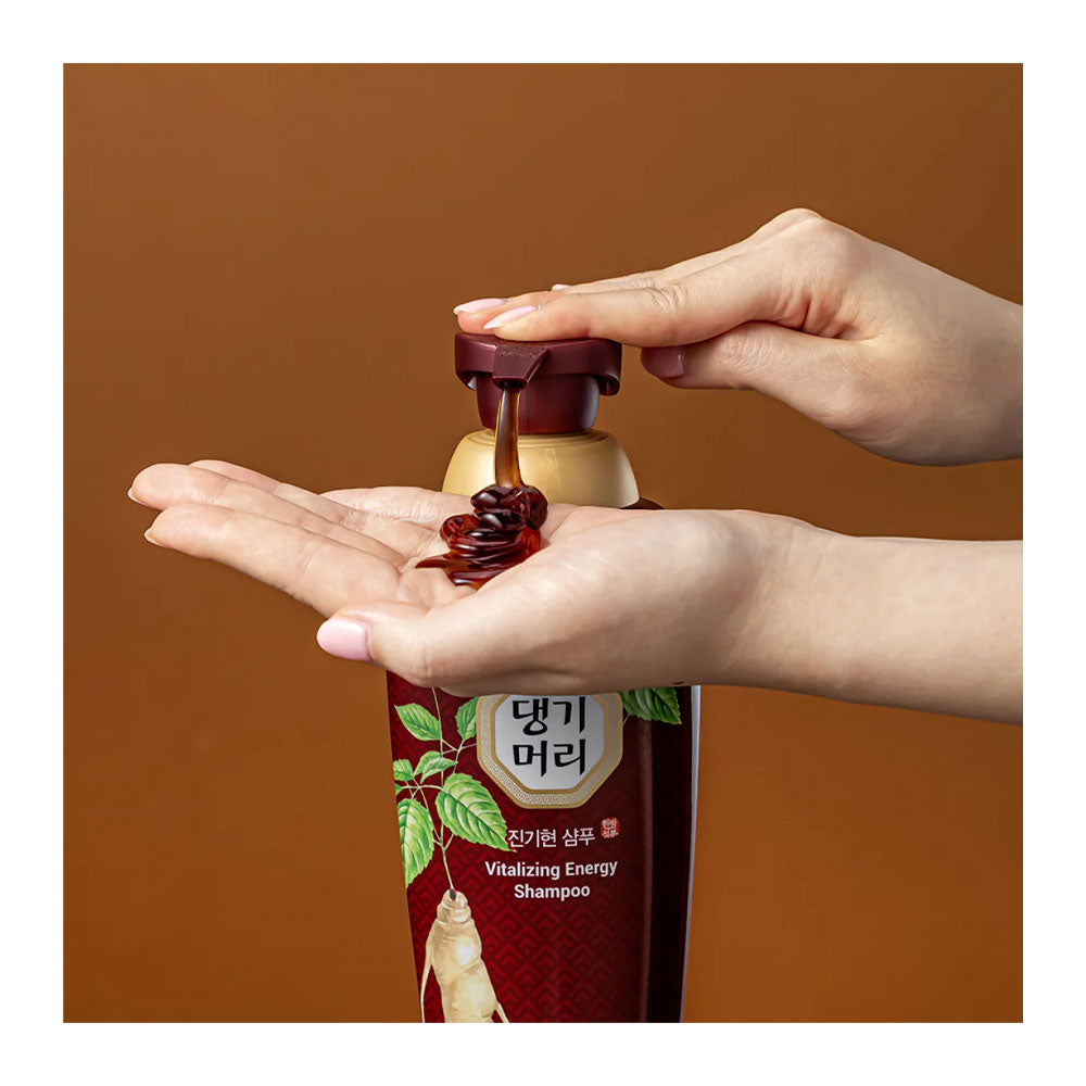 Daeng Gi Meo Ri Vitalizing Energy Shampoo - Peaches&Creme Shop  Korean Skincare Malta
