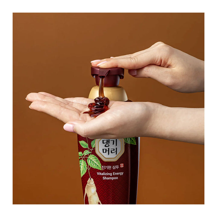 Daeng Gi Meo Ri Vitalizing Energy Shampoo - Peaches&Creme Shop  Korean Skincare Malta