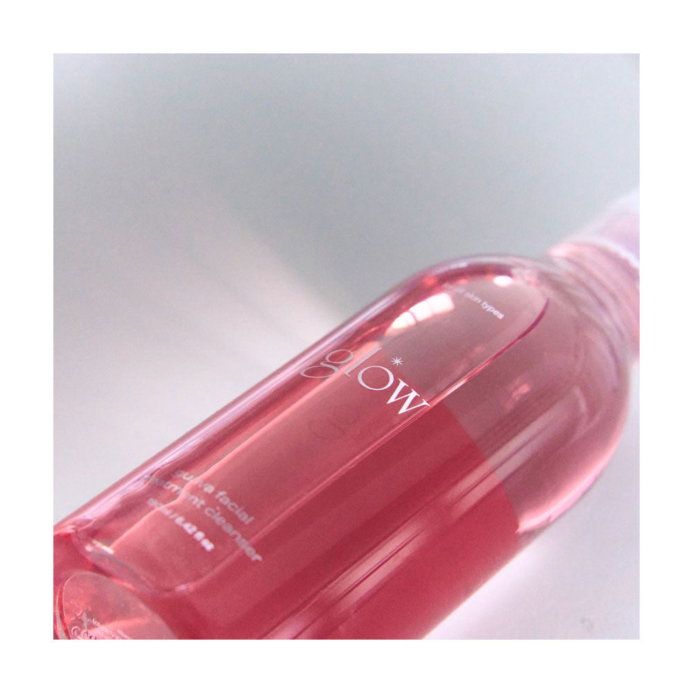 GLOW guava facial treatment cleanser - Peaches&Creme Shop Korean Skincare Malta