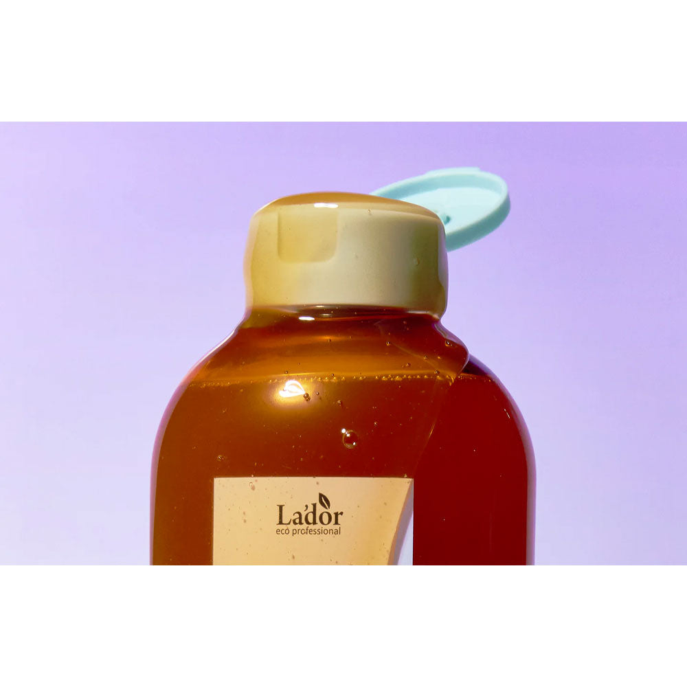 LADOR Root Re-Boot Activating Shampoo - Peaches&Creme Shop Korean Skincare Malta