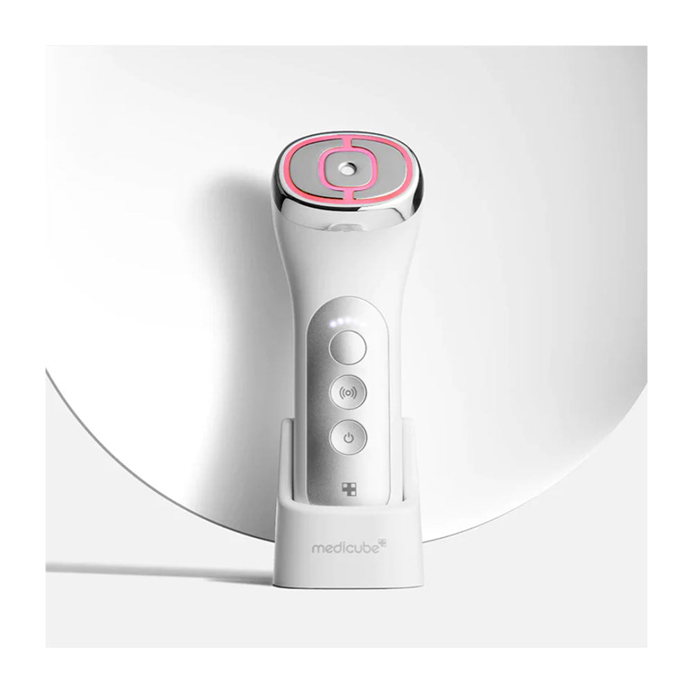 美品　 medicube AGE-R USSERA DEEP SHOT Medicube Age-R USSERA Facial Treatment Device - at-Home Skin