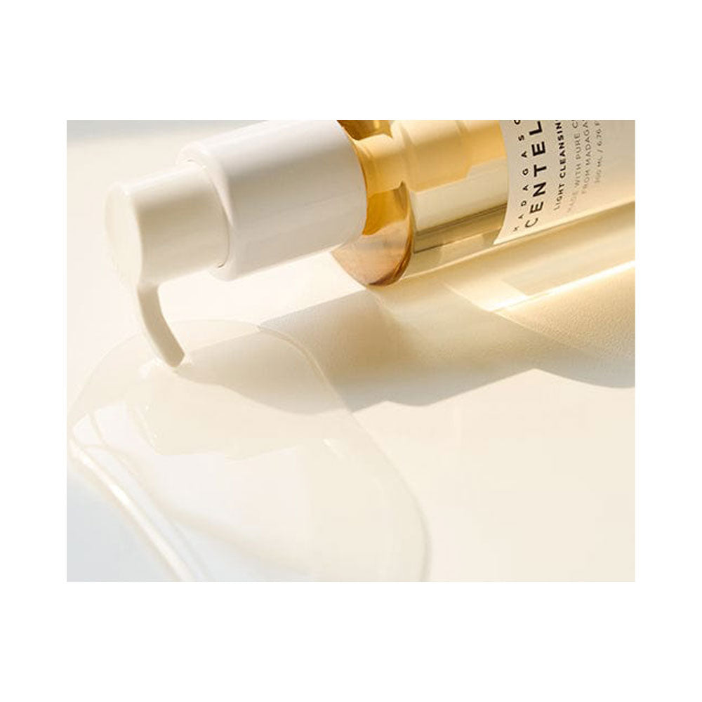 SKIN1004 Madagascar Centella Light Cleansing Oil - Peaches&Creme Shop Korean Skincare Malta