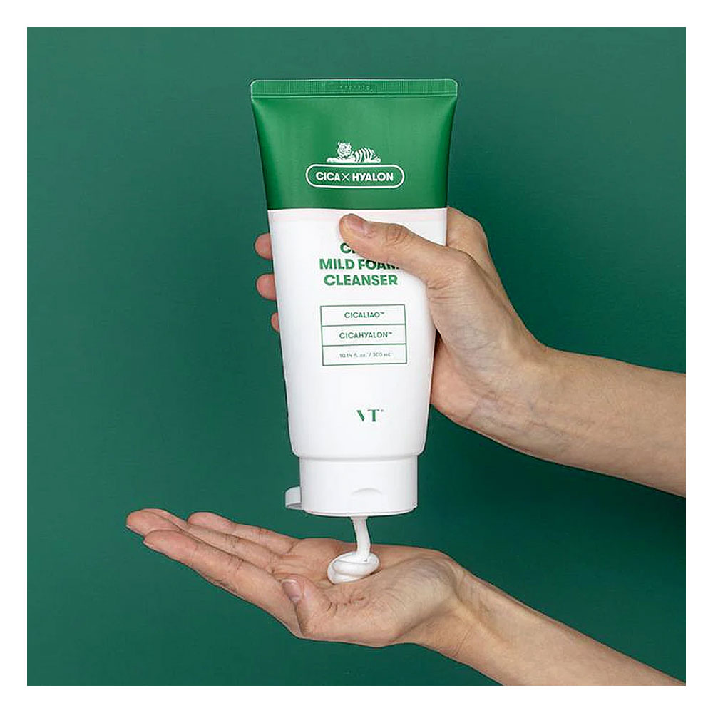 VT Cosmetics Cica Mild Foam Cleanser - Peaches&Creme Shop Korean Skincare Malta