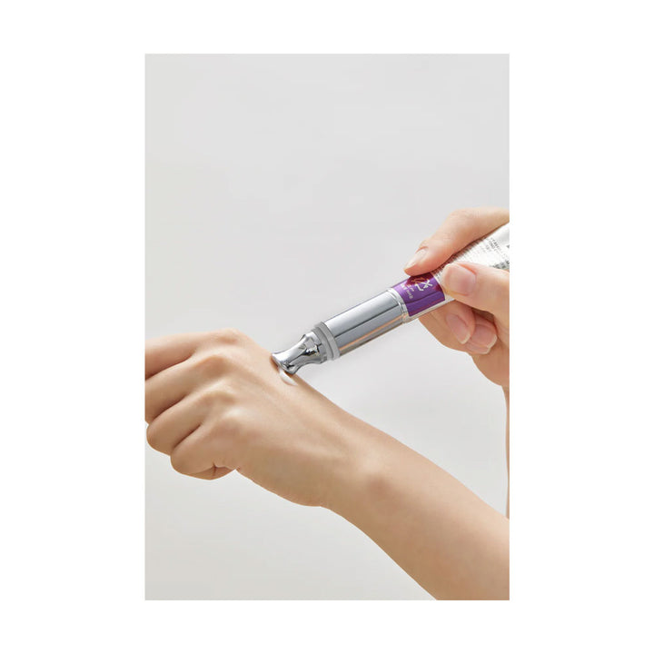 VT Reedle Shot Lifting Eye Cream - Peaches&Creme Shop Korean Skincare Malta