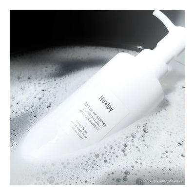 HUXLEY Be Clean, Be Moist Cleansing Gel - Peaches&Creme Shop Korean Skincare Malta